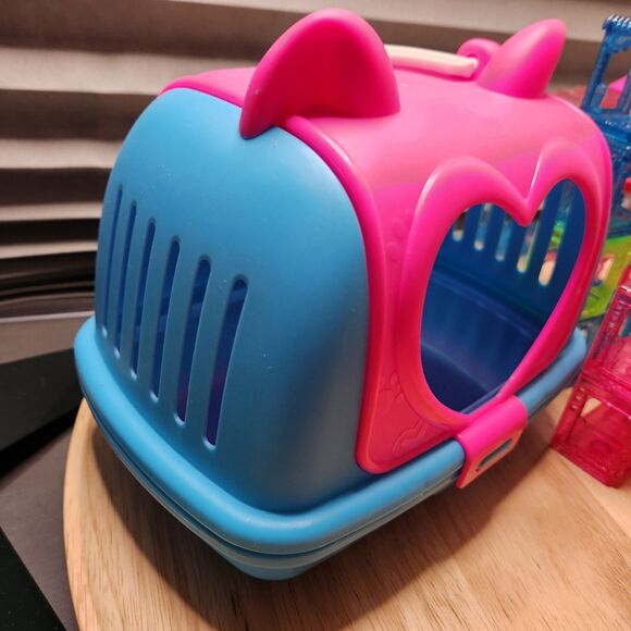 Shopkins Connector Cubes + Pet Carrier – Pretend Play Toy Lot - Picture 7 of 9